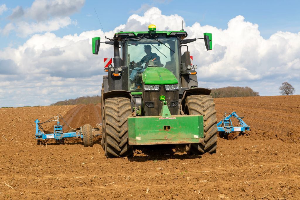 Kombinat pozbywa się sprzętu. Okazyjne ceny