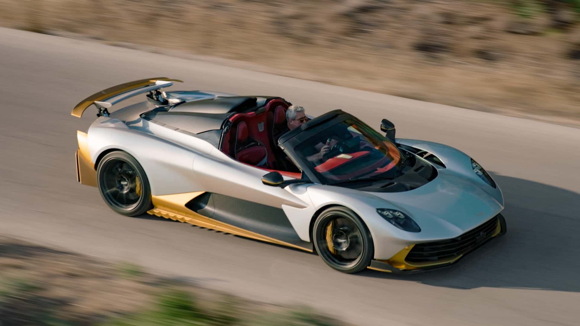 Aston Martin Valhalla Spider: 1079 KM i 349 km/h także bez dachu