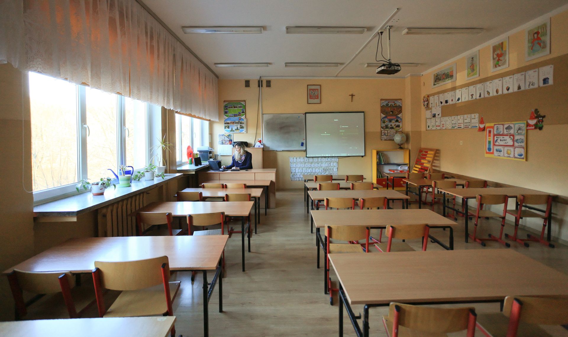 Nauczyciele biją na alarm. Uczniowie niesamodzielni