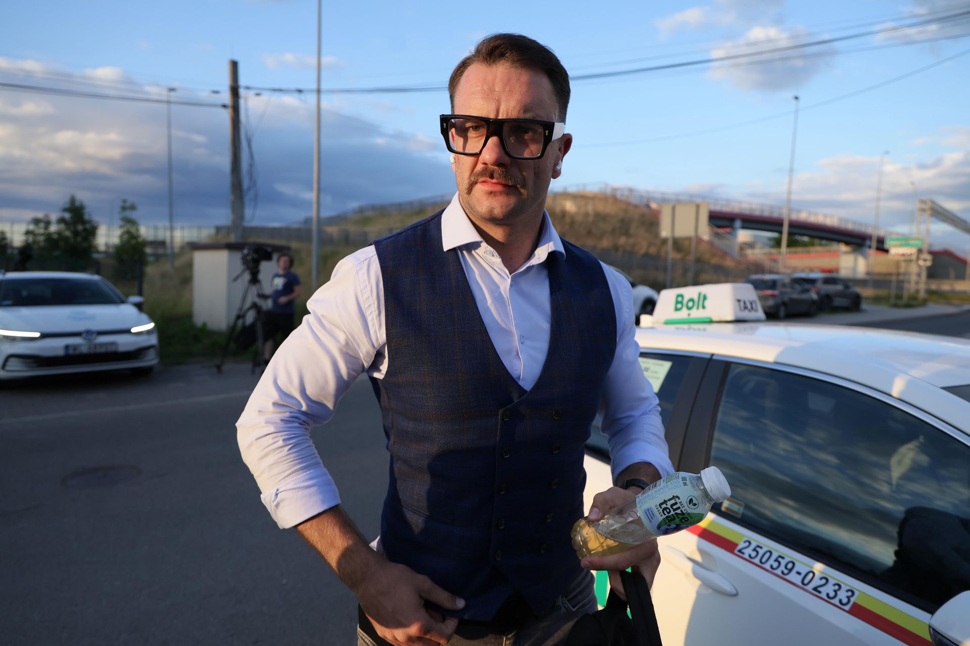 Mejza ogłasza, co się robi w "normalnym, zdrowym polskim domu"