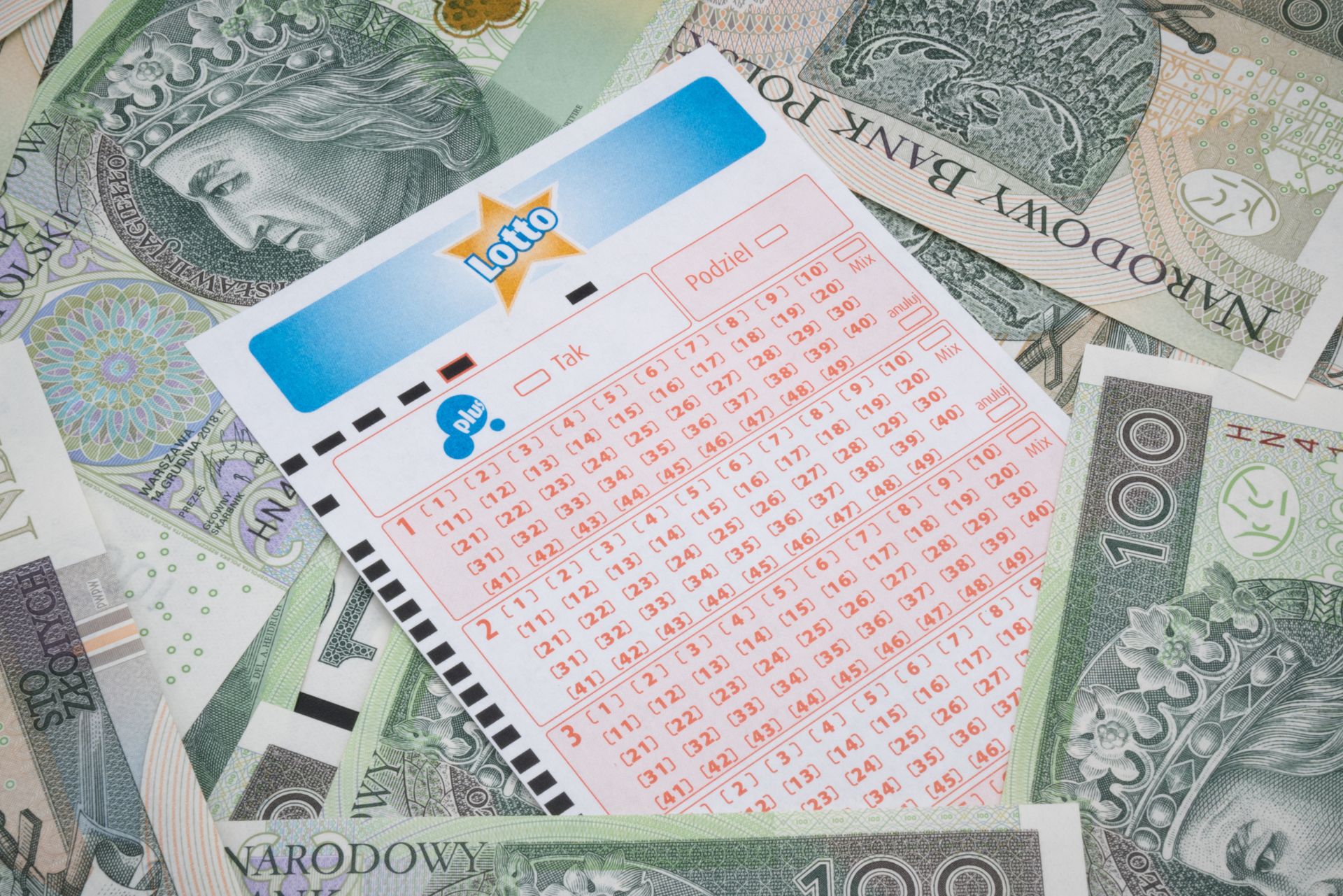 Wygrał w Lotto ponad 6 mln zł. Oto gdzie kupił zakład