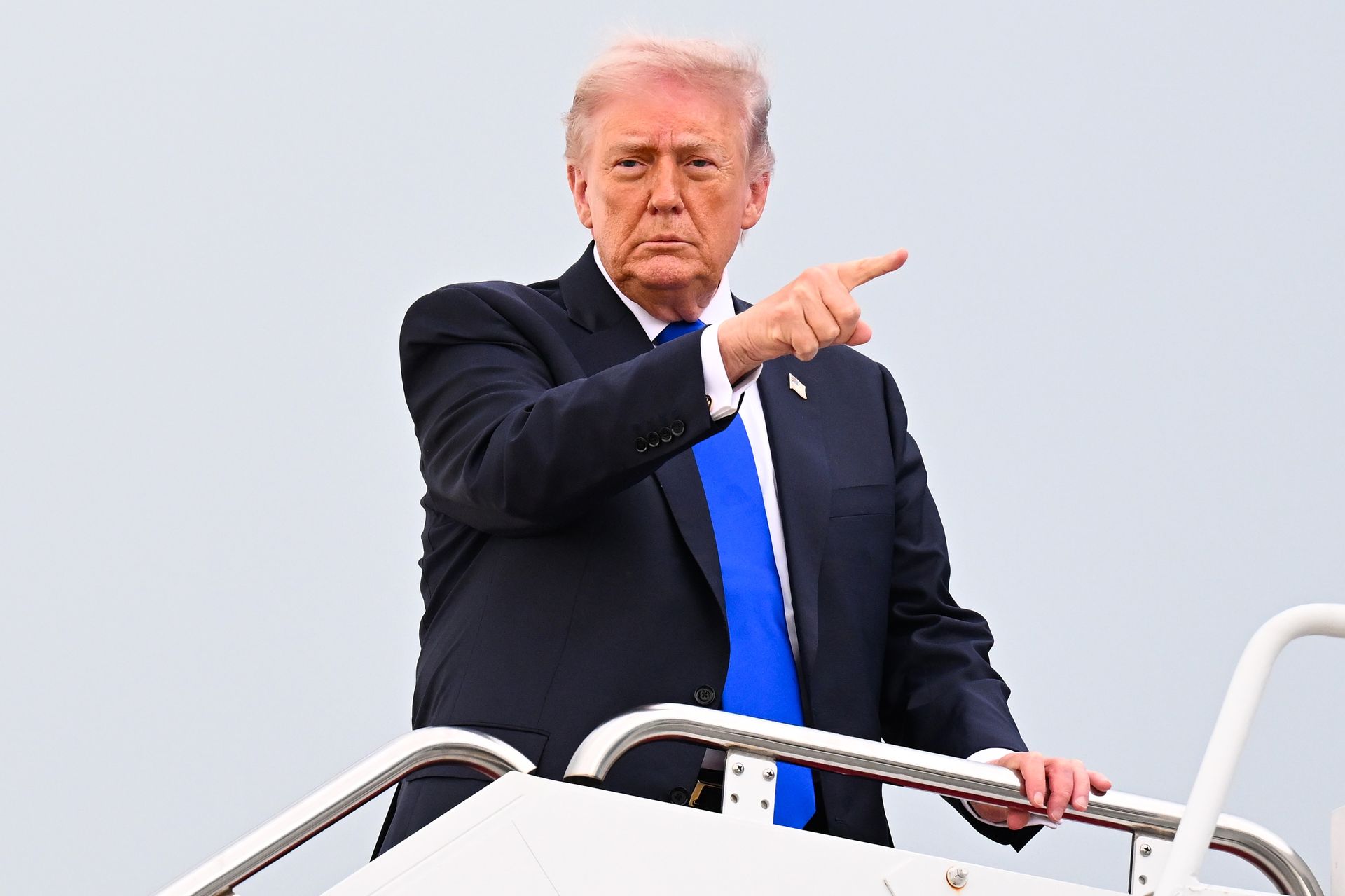 Trwał cały jeden dzień. Projekt Trumpa w Ormuzie wstrzymany
