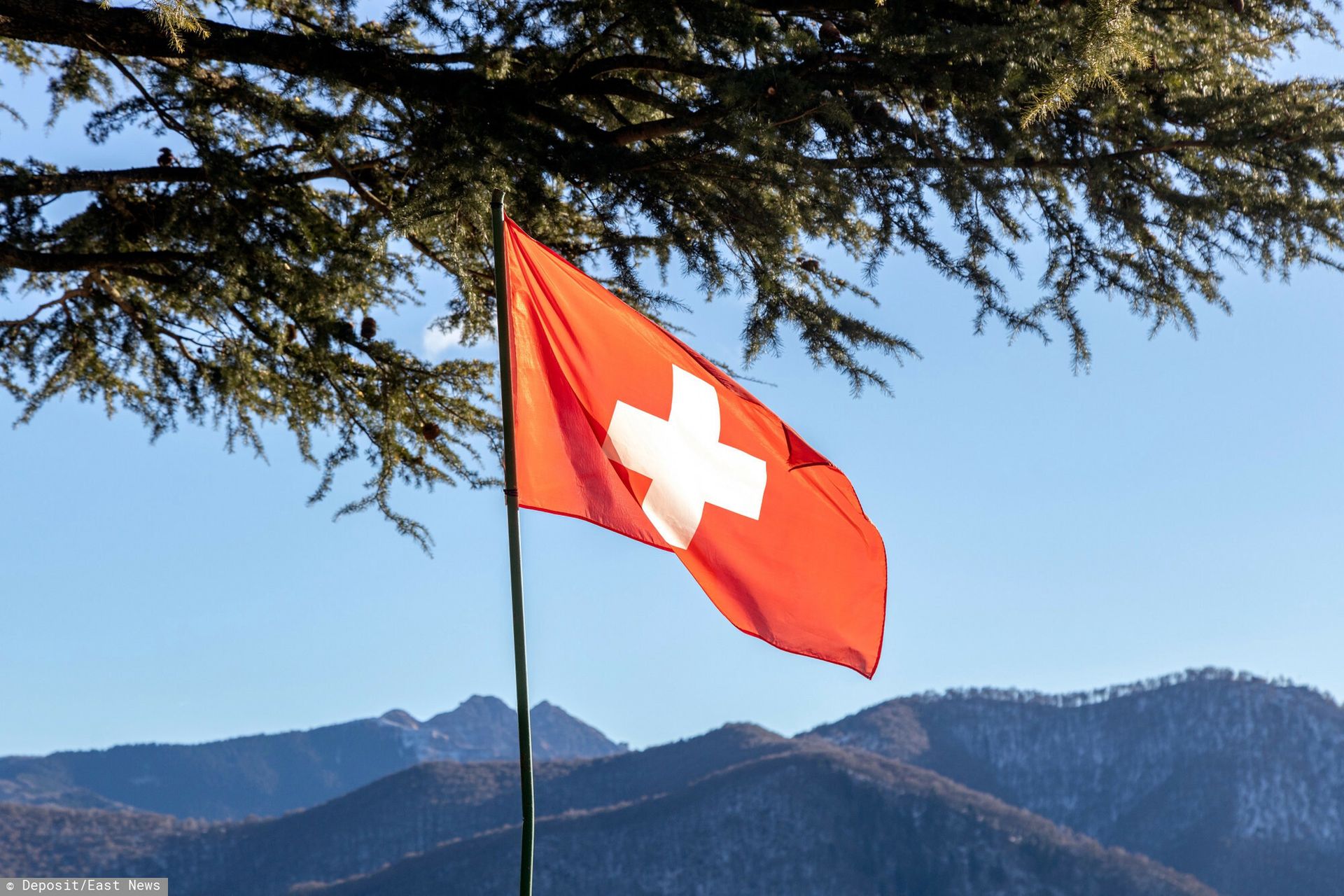 Szwajcaria się zbroi. "Nie jesteśmy w stanie się obronić"