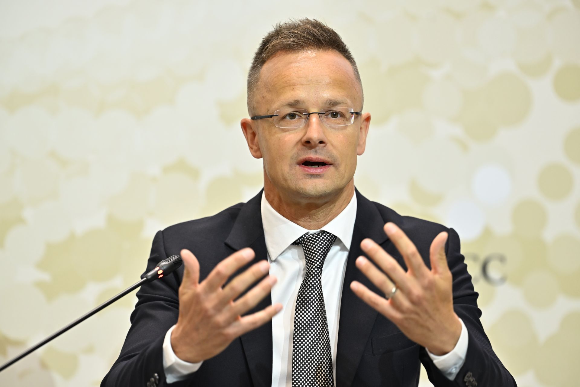 Napięcie między Węgrami a Ukrainą. Chodzi o tajemniczą śmierć poborowego