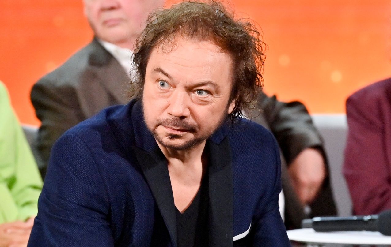 "Nie miałem za co żyć". Szcześniak odrzucony przez branżę?