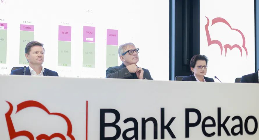 Żubr do odstrzału? Eksperci ostrzegają przed rebrandingiem Banku Pekao