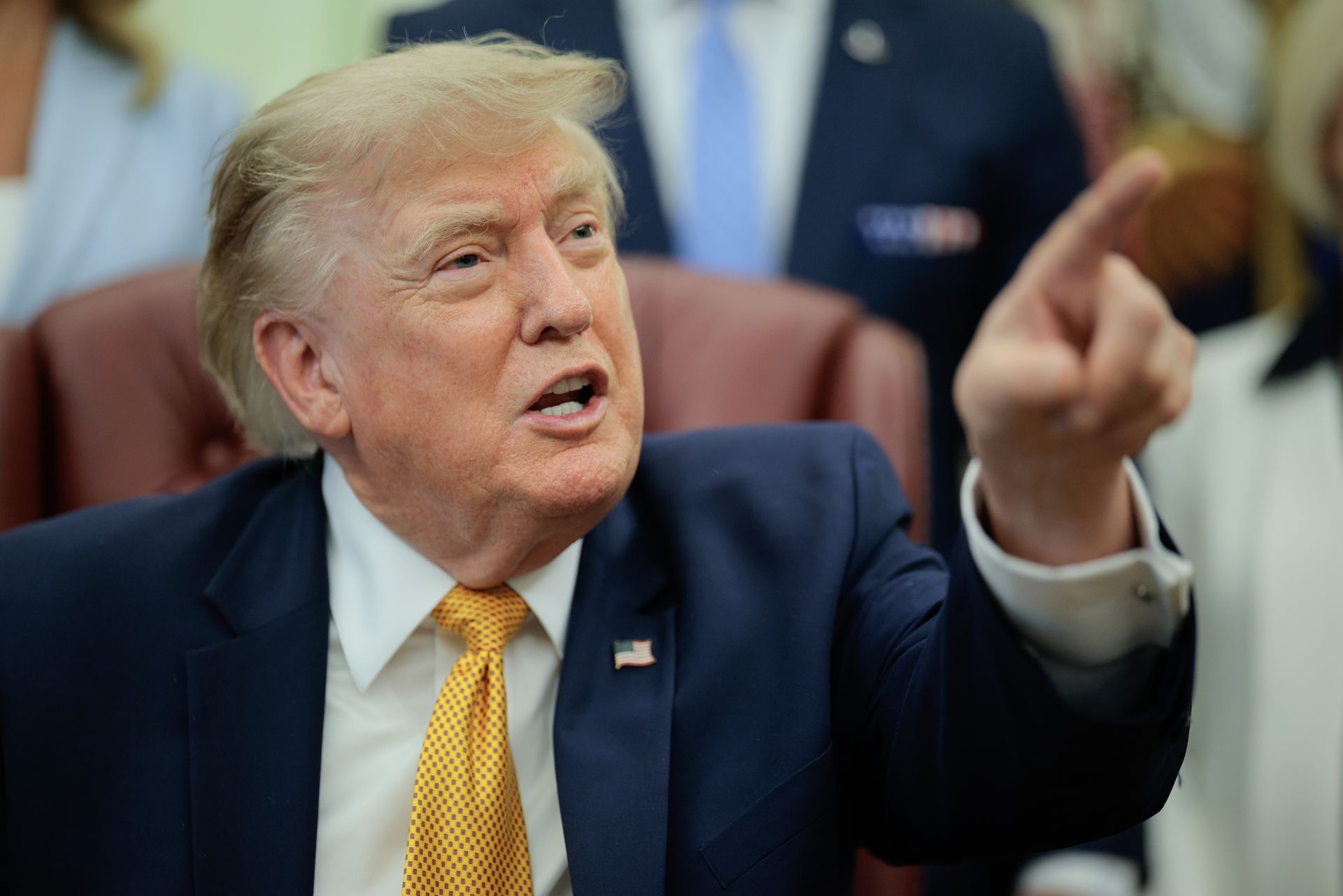 "Za dużo zarabiają". Trump wskazał "winnego" wysokich cen paliw