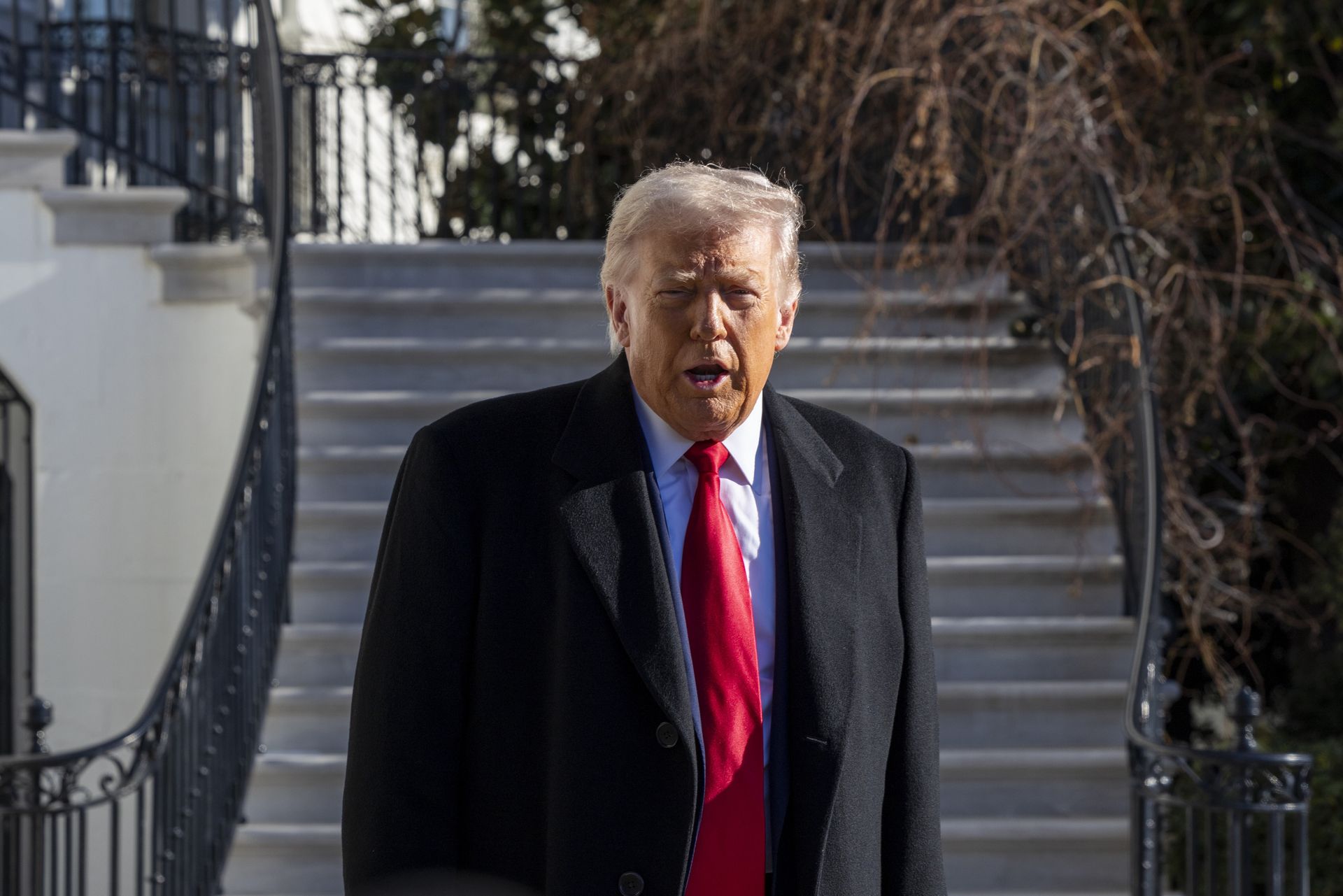 Trump zwleka z uderzeniem na Iran. Nie chce długotrwałej wojny