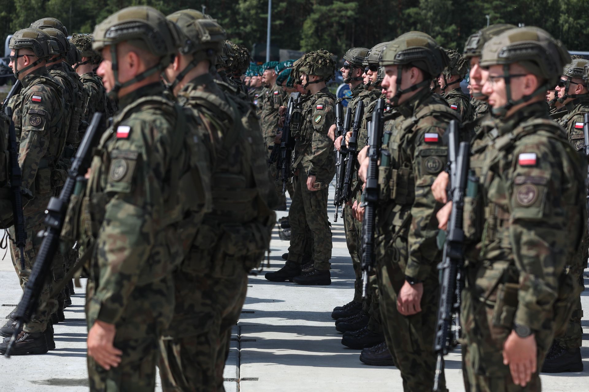 Tylko dwie dywizje mogłyby stanąć do walki z Rosją? Media podsumowują