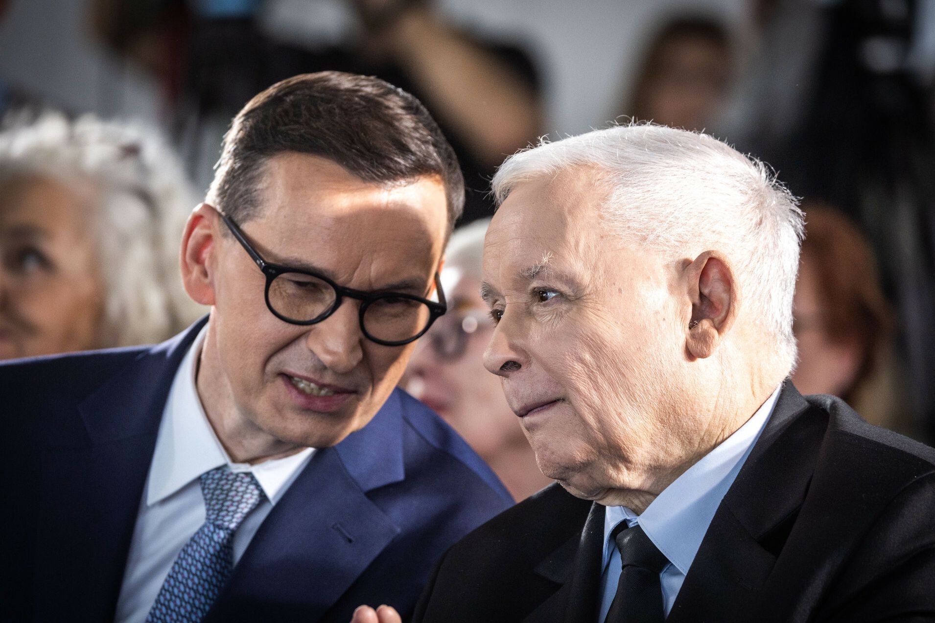 Scenariusz na rozłam PiS. Partia Morawieckiego nad progiem wyborczym