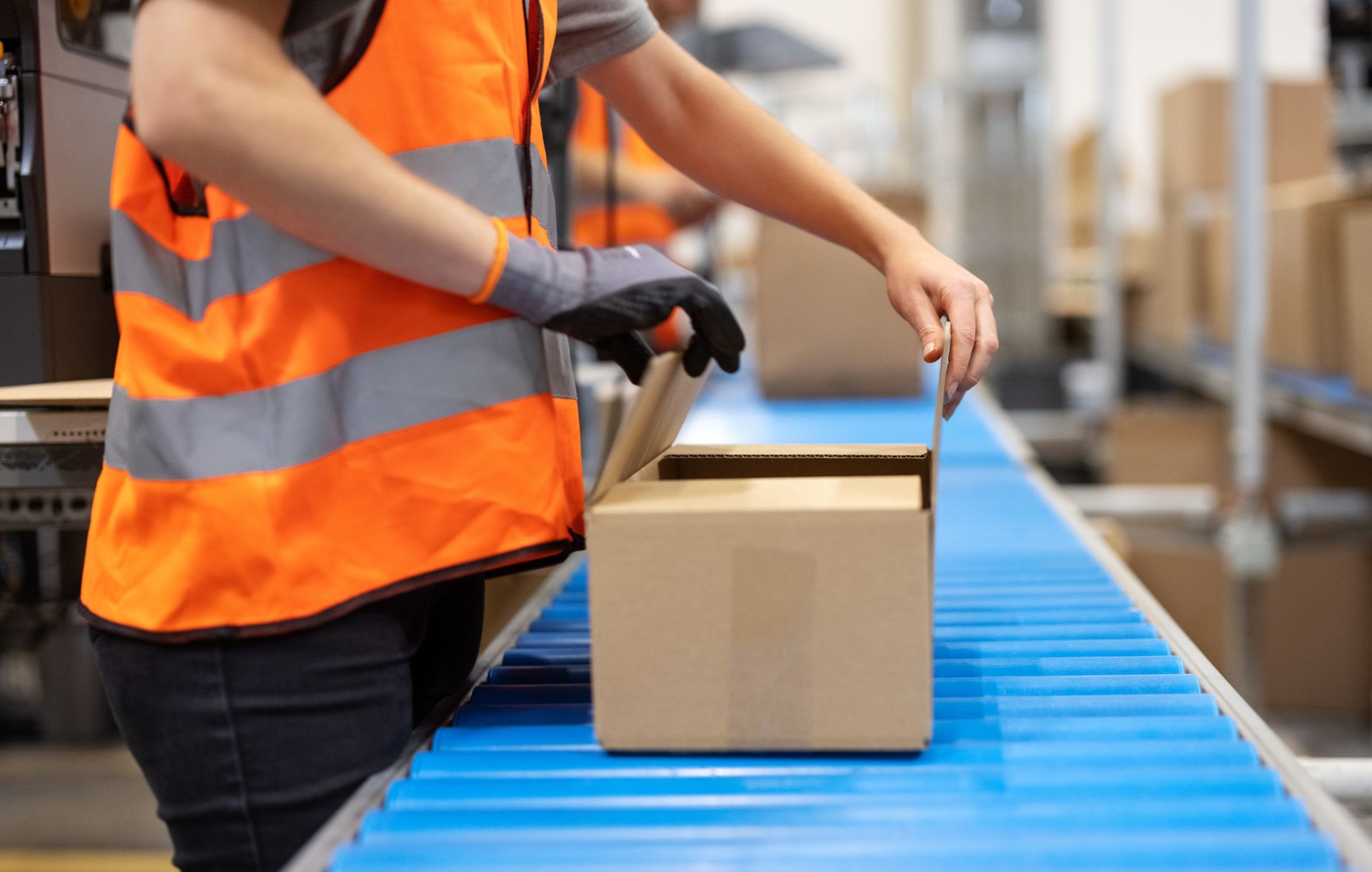 Skarbówka wzięła pod lupę przesyłki. Co piąty towar z wadami