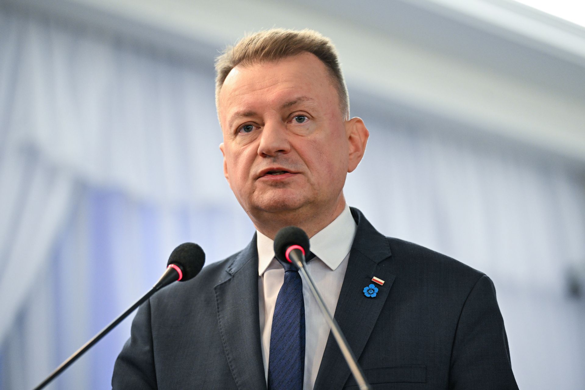 Błaszczak o wybuchu w Osinach. MON: "Prosimy nie podawać kłamstw"