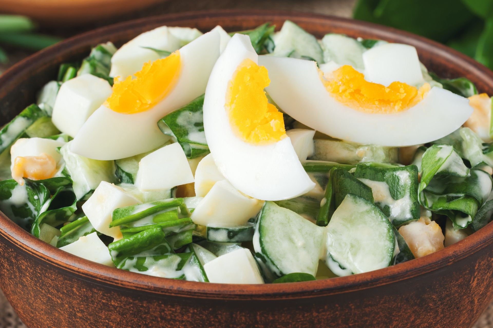 Dodaj do sałatki, póki trwa sezon. Dobrze działa na stawy i pomaga obniżać ciśnienie