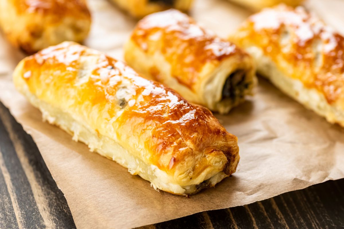 To najszybsze paszteciki do barszczu, jakie znam. A tak smaczne, iż choćby dzieci się nimi zajadają