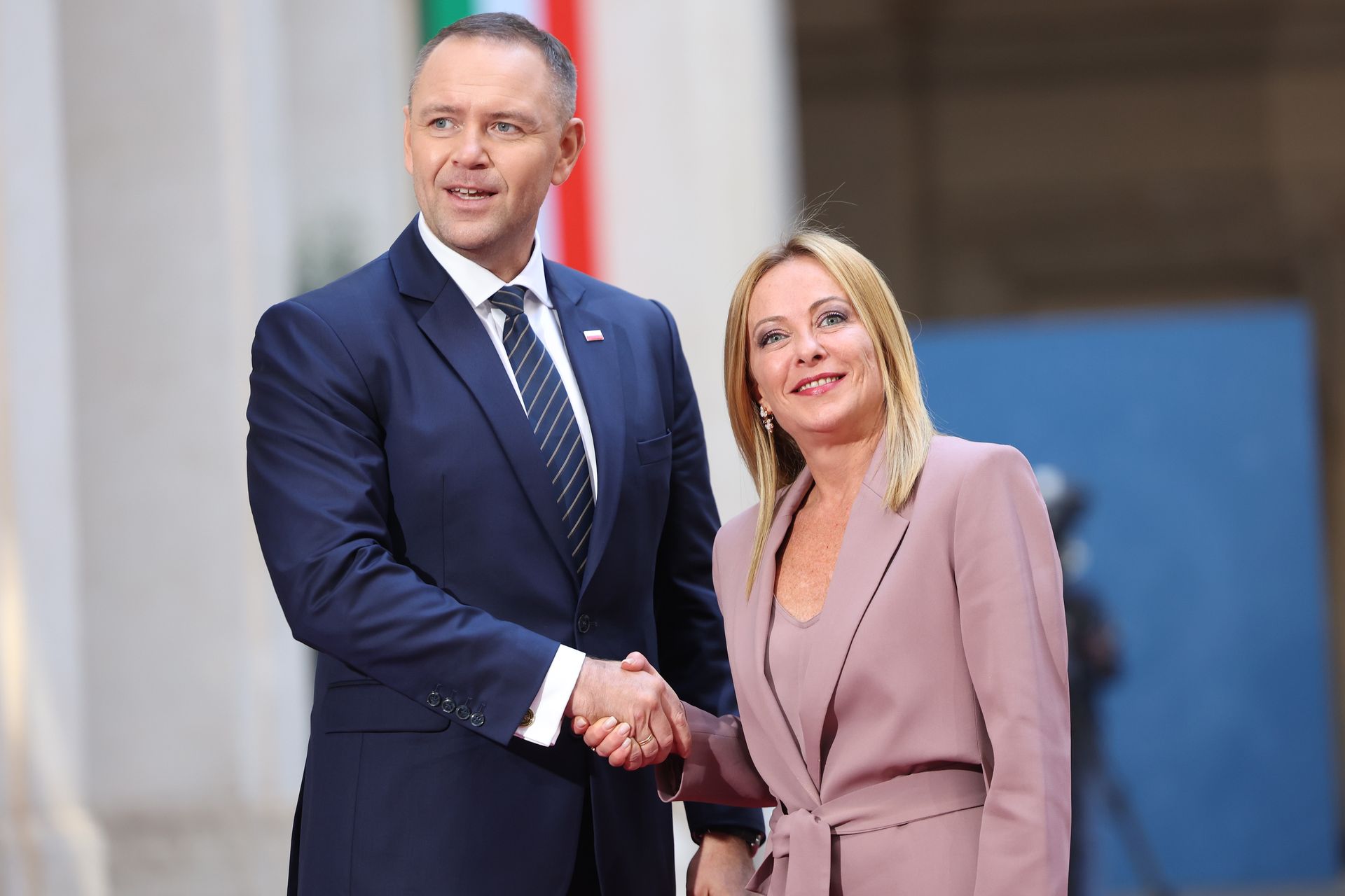 "Drogi Karolu". Meloni zwróciła się do Nawrockiego