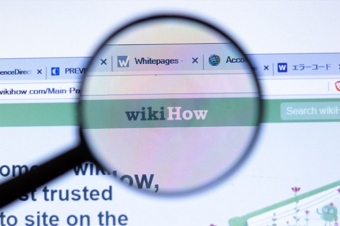 USA: Pobrali tysiące tekstów. WikiHow pozywa OpenAI