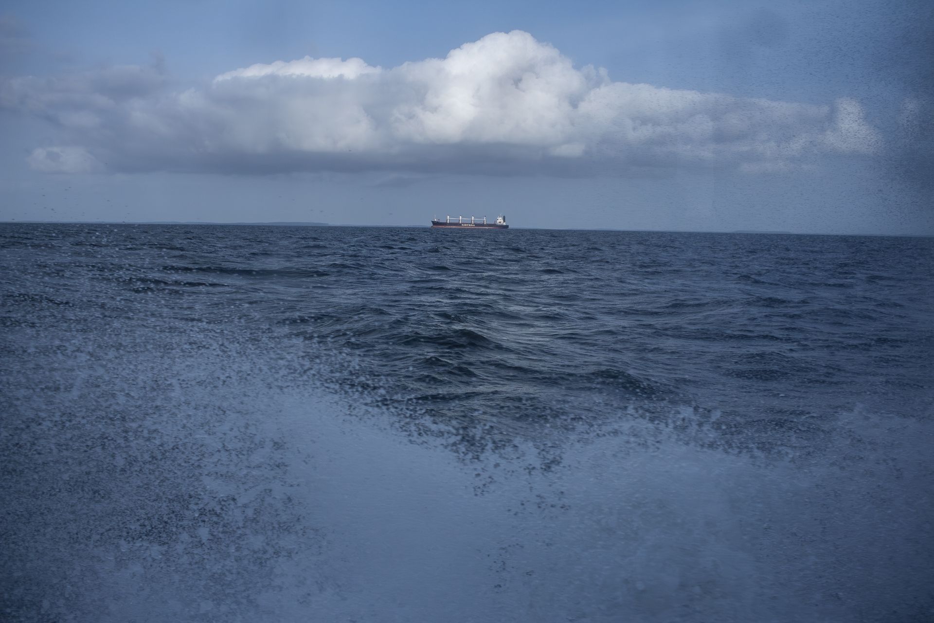 Towarowiec był podejrzewany o szpiegostwo. Teraz płynie do Finlandii