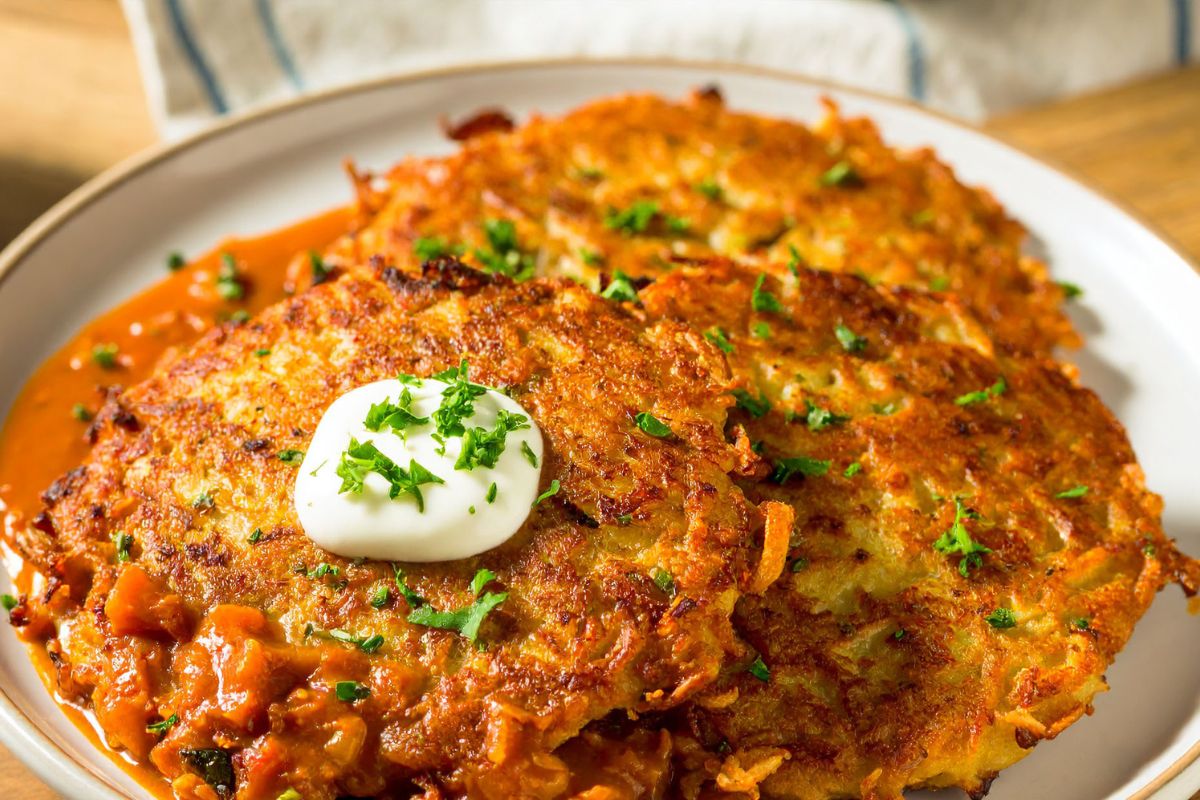 Placki ziemniaczane po lwowsku. Raz zrobisz i wejdą do stałego repertuaru obiadów