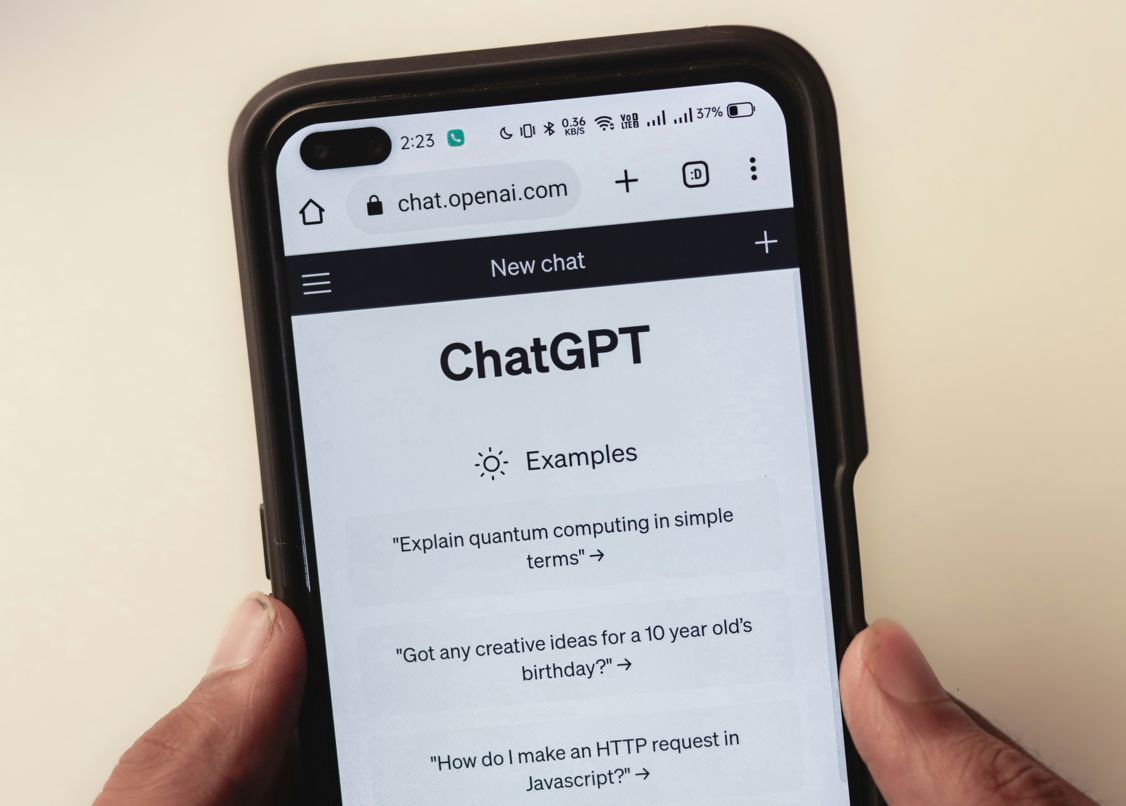 ChatGPT i długo nic. Claude wyprzedził w Polsce Perplexity