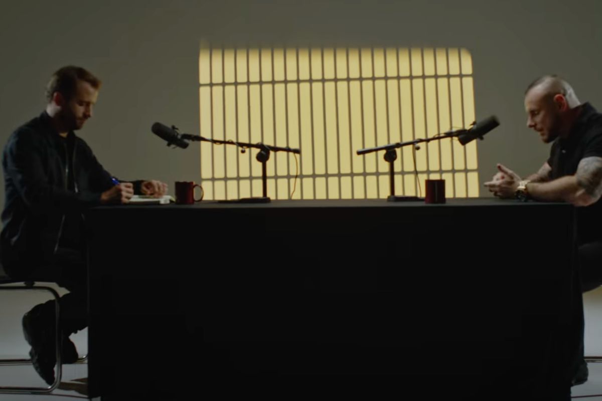 Znany dziennikarz w teledysku rapera. "Staram się nagłaśniać systemową patologię"