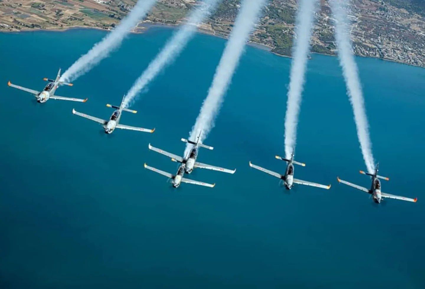 Na tych samolotach uczą się polscy piloci. Szkoła Orląt ma już 100 lat