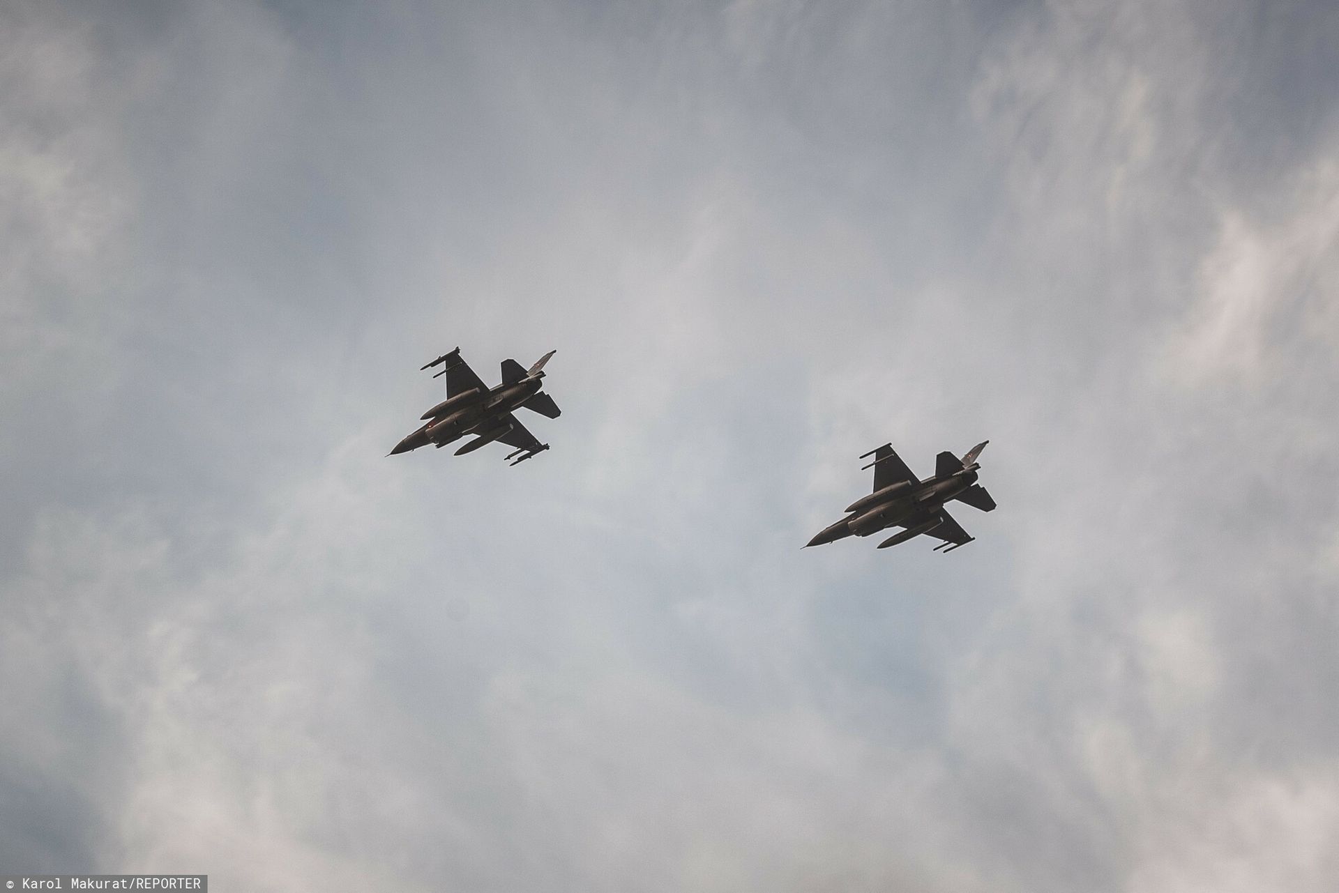 Zmasowany atak na Ukrainę. Polska poderwała myśliwce