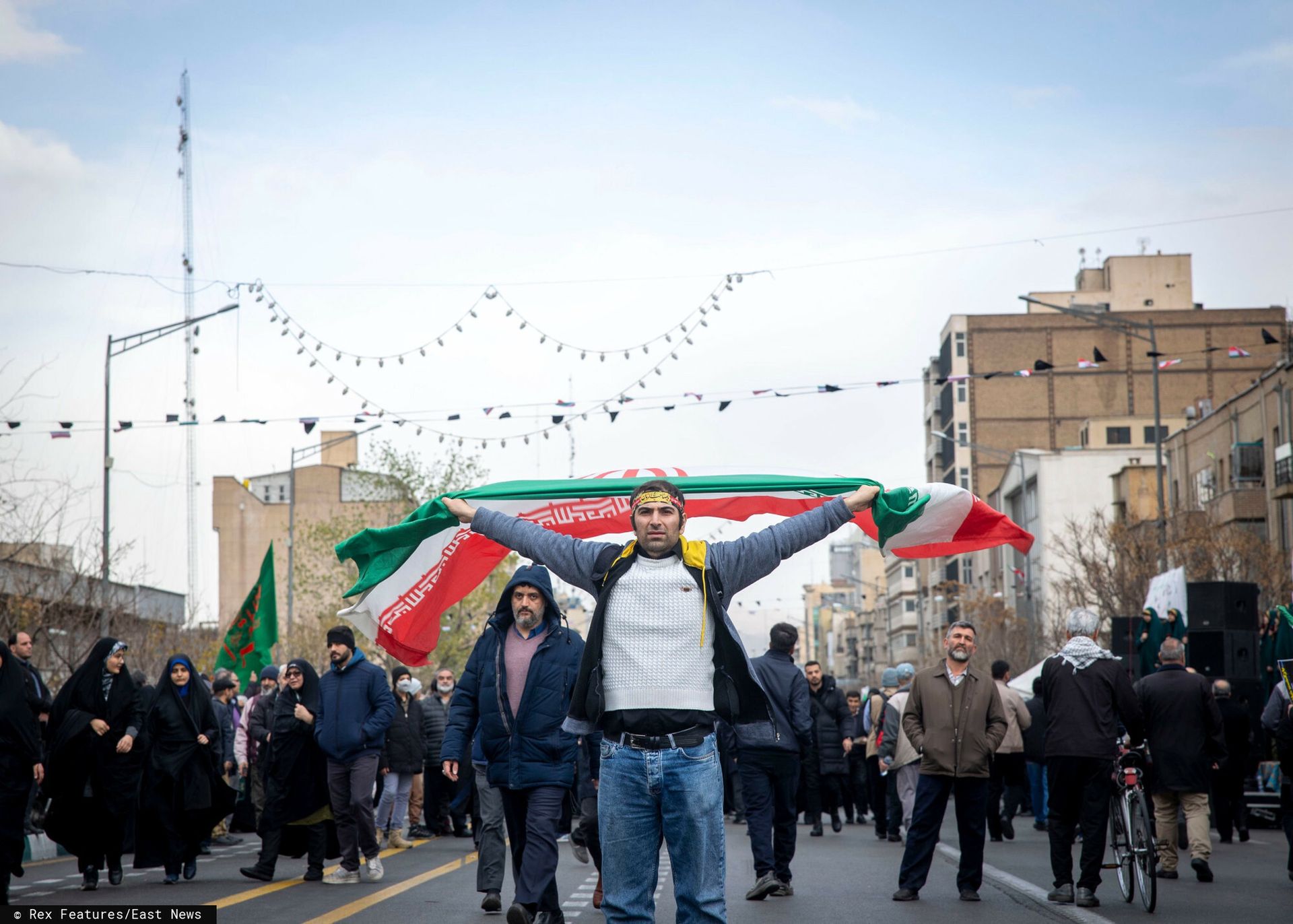 Pomoc miała być w drodze. Co się stało? Trump wyraźnie się zawahał