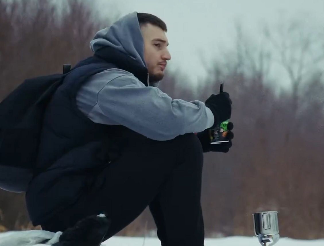 Chińska zupka w lesie nad Wisłą. Tak Legia zaprasza kibiców na mecz