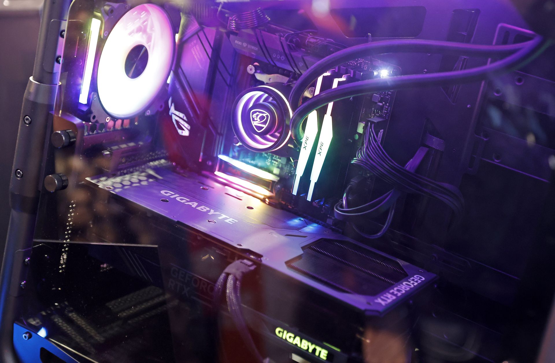 Nvidia wydała nowe sterowniki. Usuwają problem w Windows