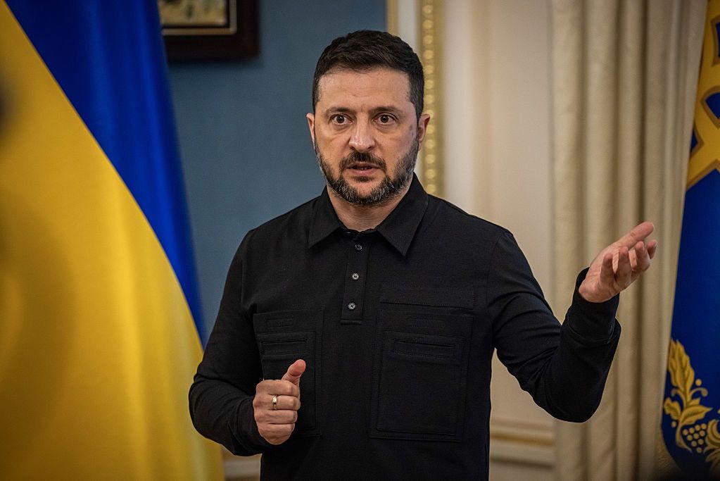 Zełenski alarmuje: Rosja wciąż używa zachodnich części w broni