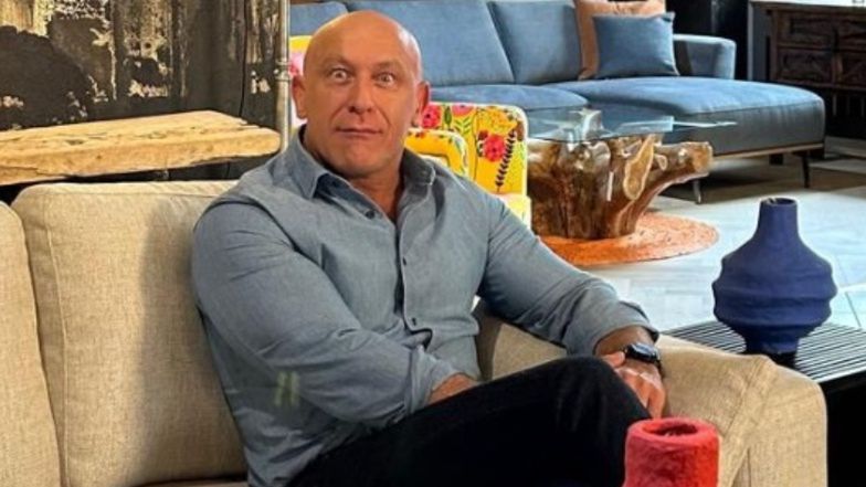 Architekt z TVN zaprezentował projekt domu dla singla. "Najważniejszy był widok z salonu na auta"