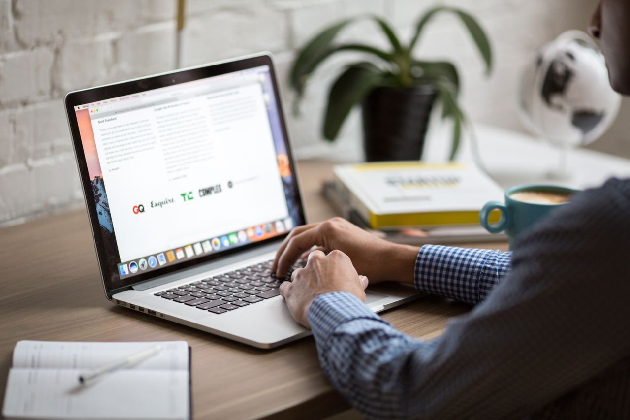 Hosting, domena i SSL na start firmy – dlaczego te trzy decyzje zadecydują o sukcesie Twojej strony internetowej?
