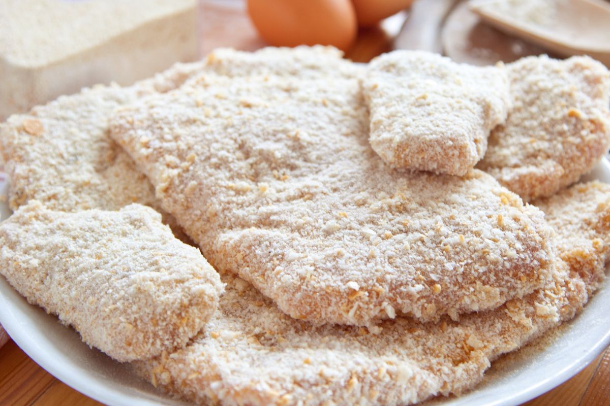 Używam zamiast mąki. Panierka trzyma się jak rzep