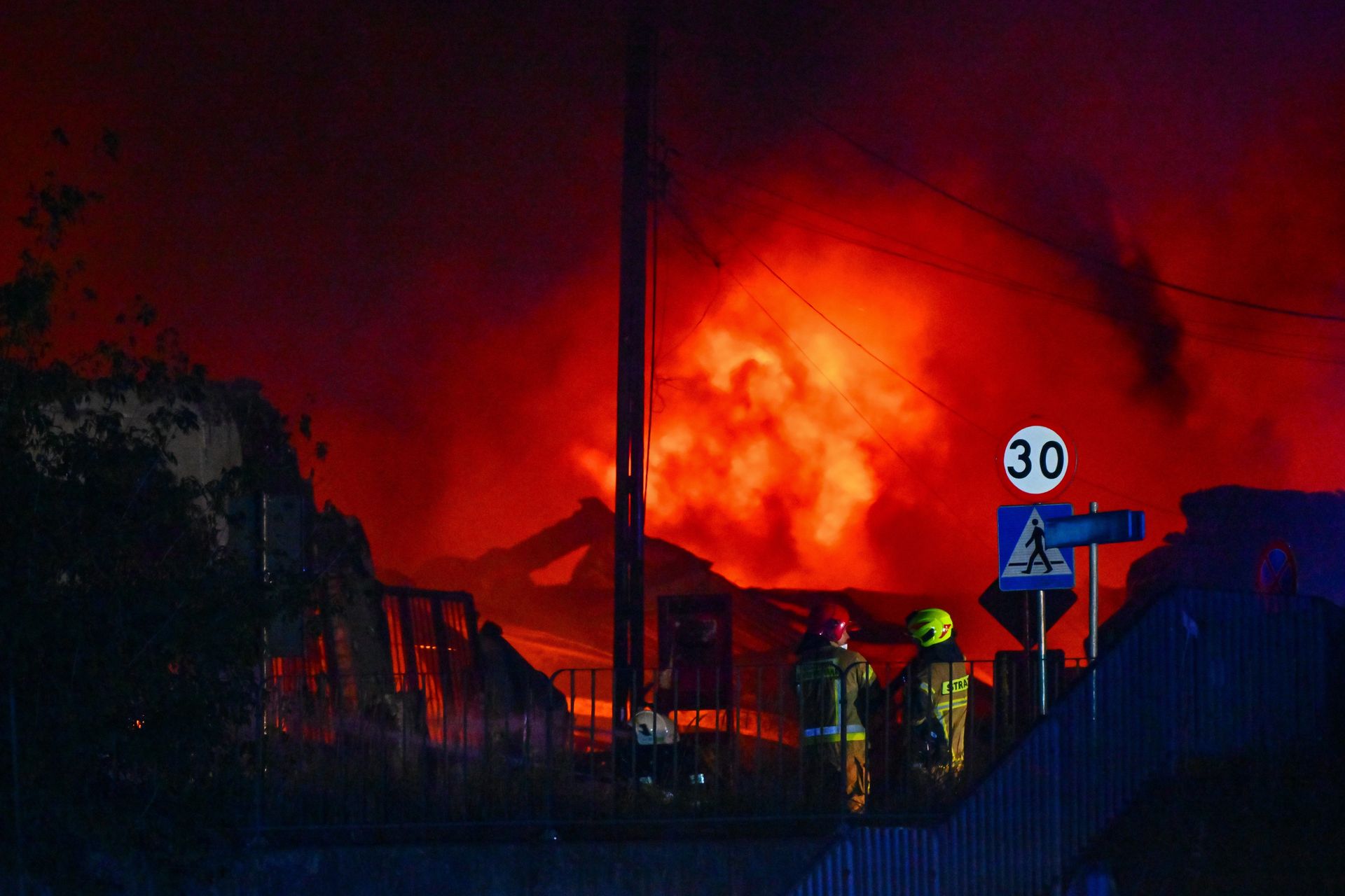 Pożar w Mińsku Mazowieckim. Apel rzecznika MSWiA