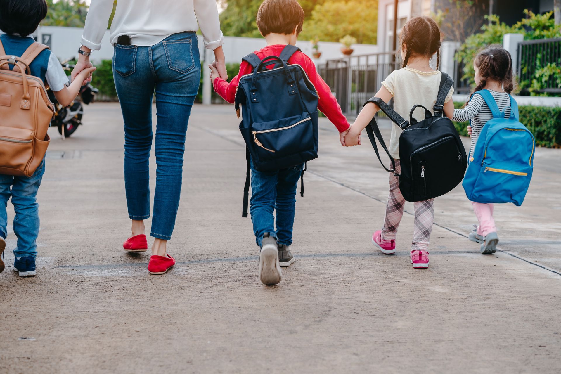 Przepis na sukces czy edukacyjny chaos? Polacy ocenili rewolucję w pracach domowych