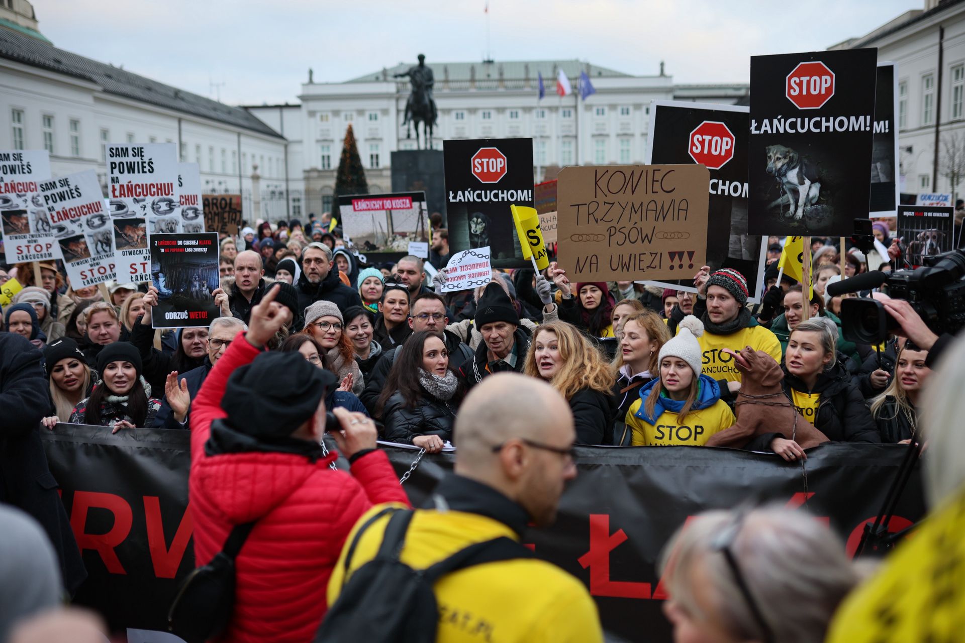 Nawrocki zawetował ustawę. W ramach protestu wyszli na ulice