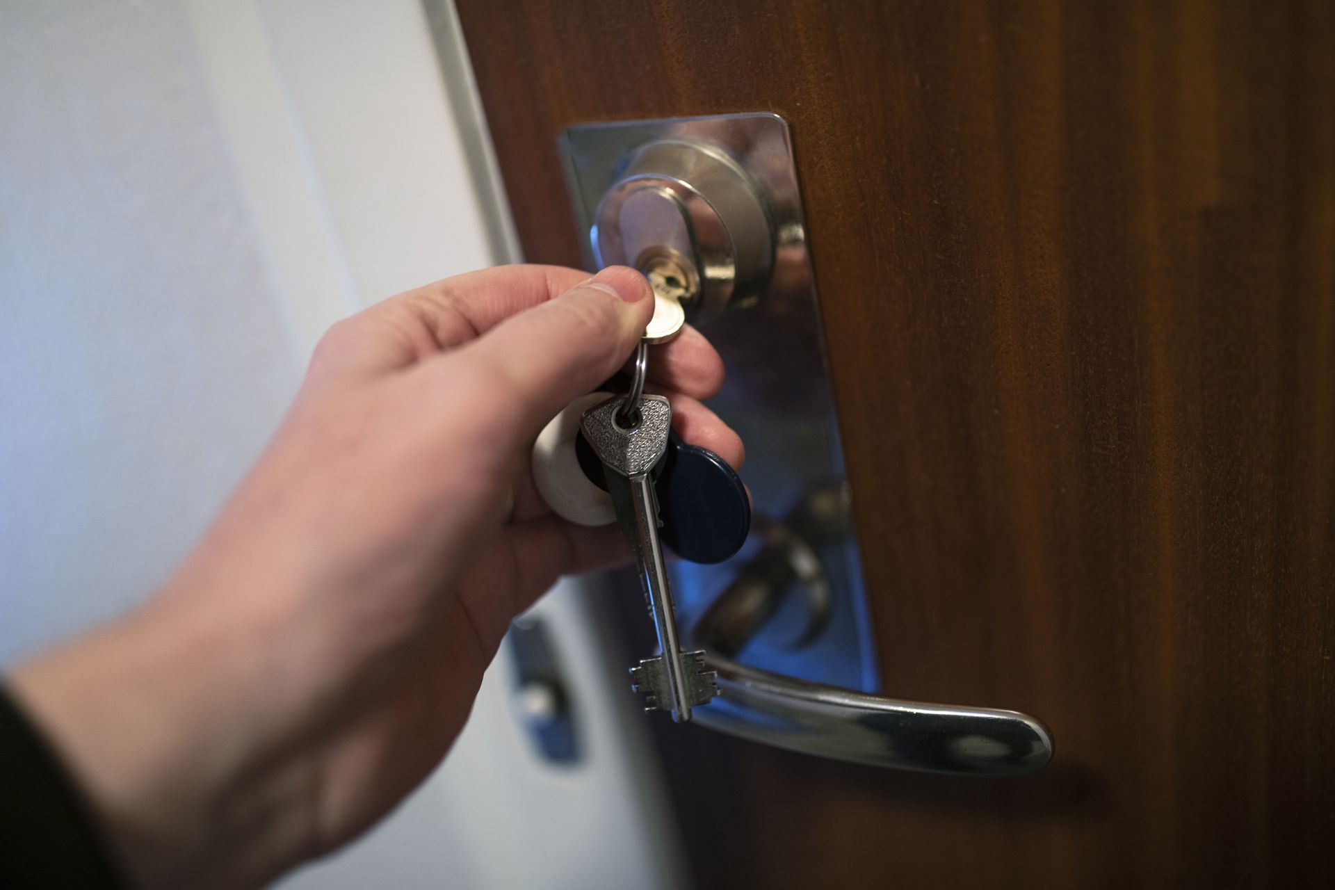 Zostawiasz klucz w drzwiach? Dla bezpieczeństwa zrób jedną rzecz