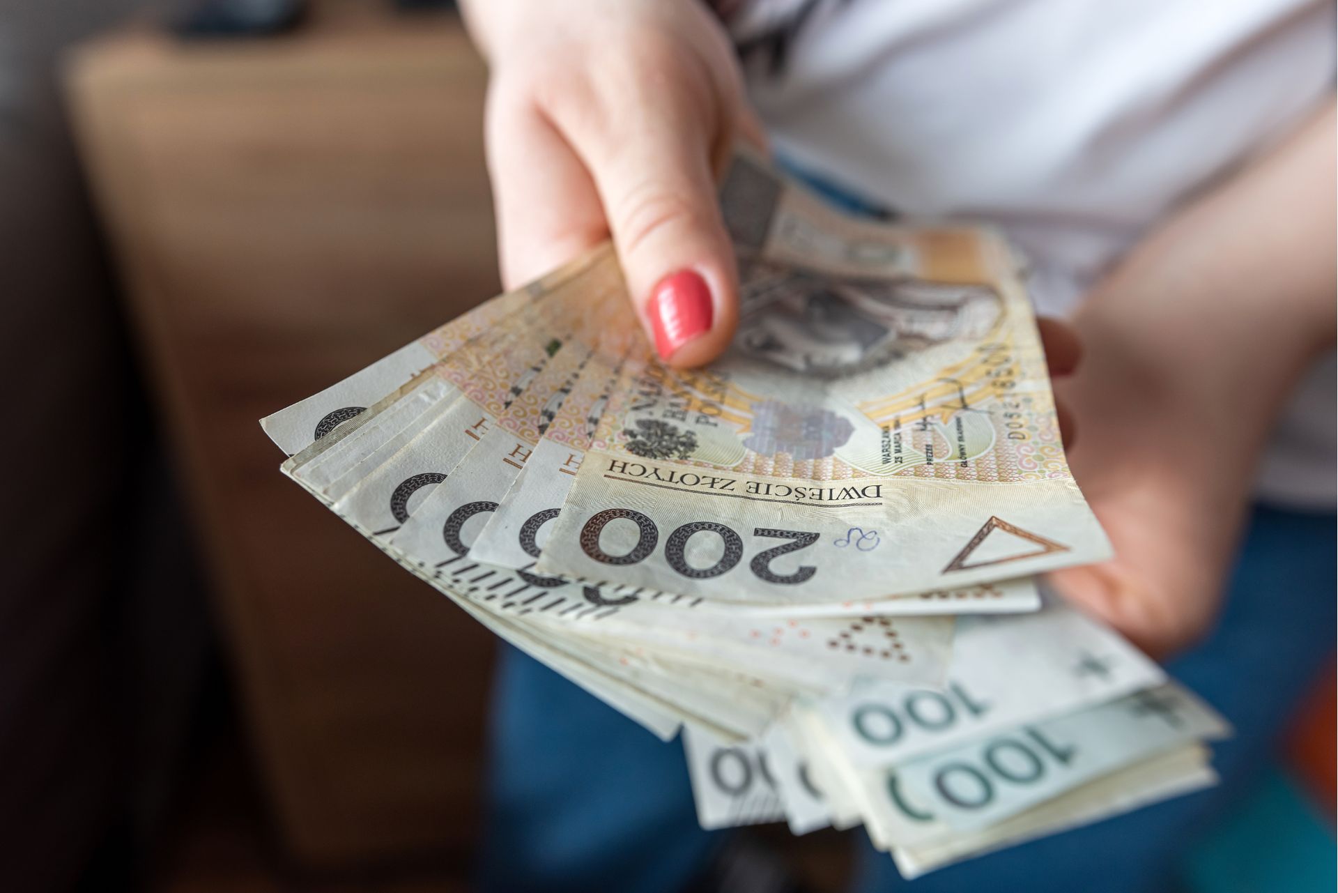 Szukają do pracy w spółdzielni mieszkaniowej. Płacą choćby 15 tys. zł