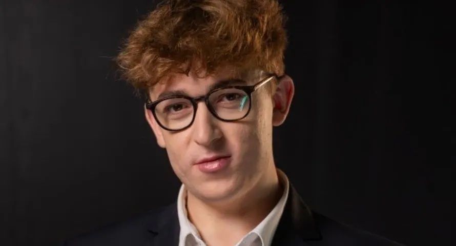 Kolejne odejście z Kozaczka. Z redakcją żegna się reporter show-biznesowy