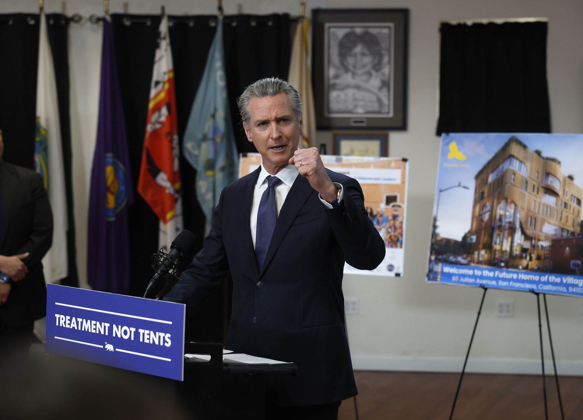 Obwinia Trumpa o śmierć 37-latka. Gubernator Kalifornii ostro o akcji służb