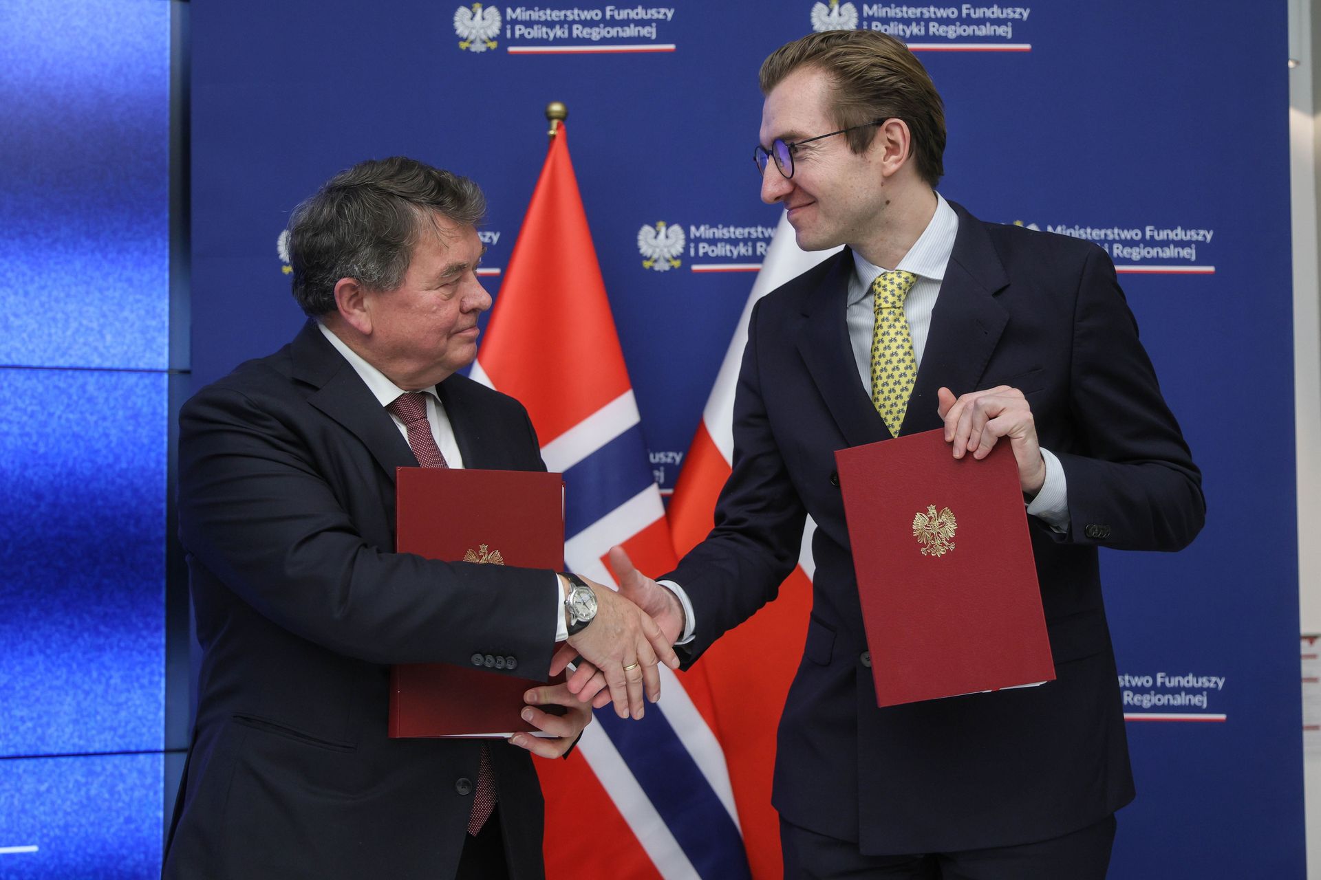 Są pieniądze dla służb. 300 mln zł na projekty bezpieczeństwa