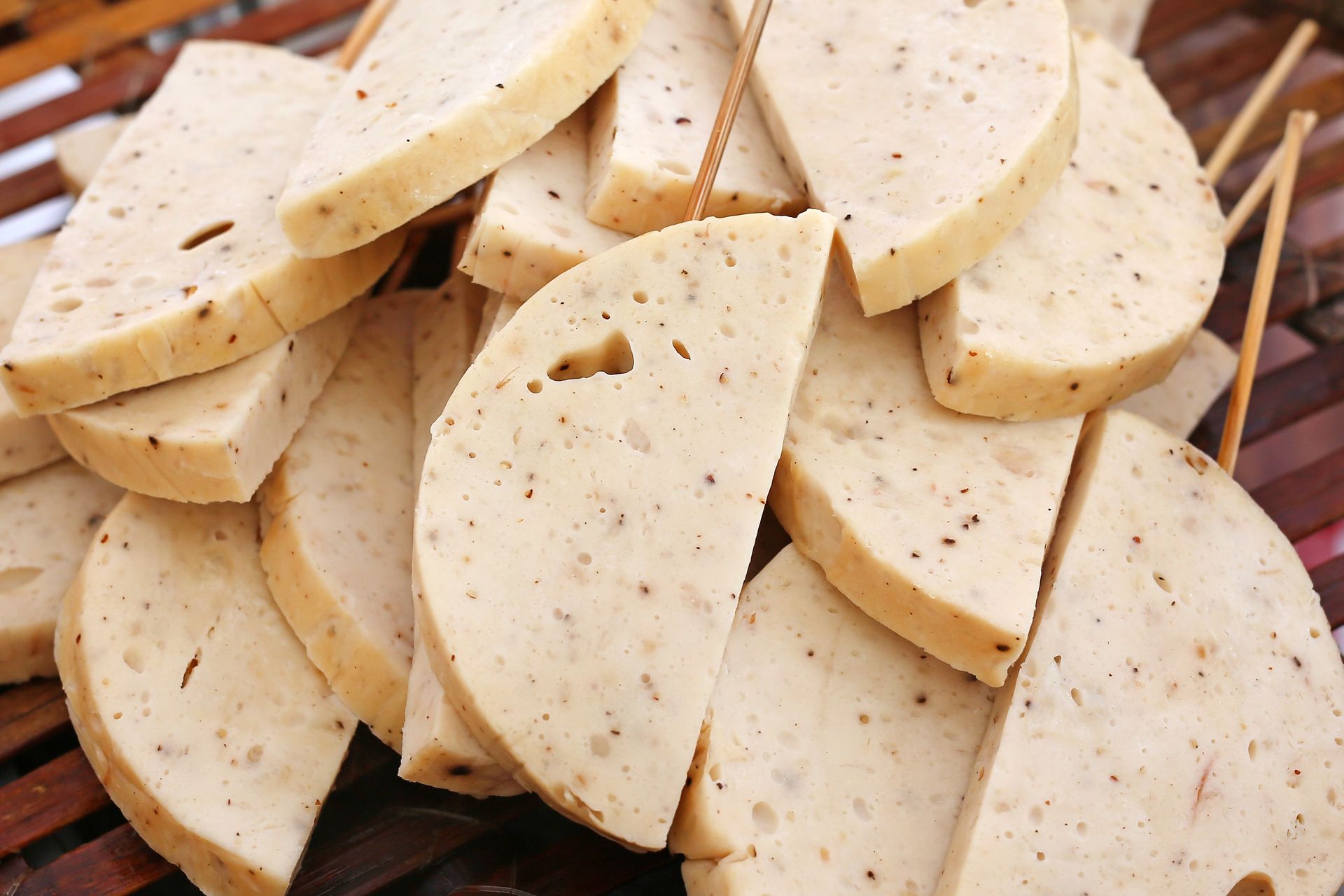 Ten ser to skarb Podlasia, a Polacy prawie nie znają. Smaczniejszy niż gouda, napakowany białkiem jak kurczak