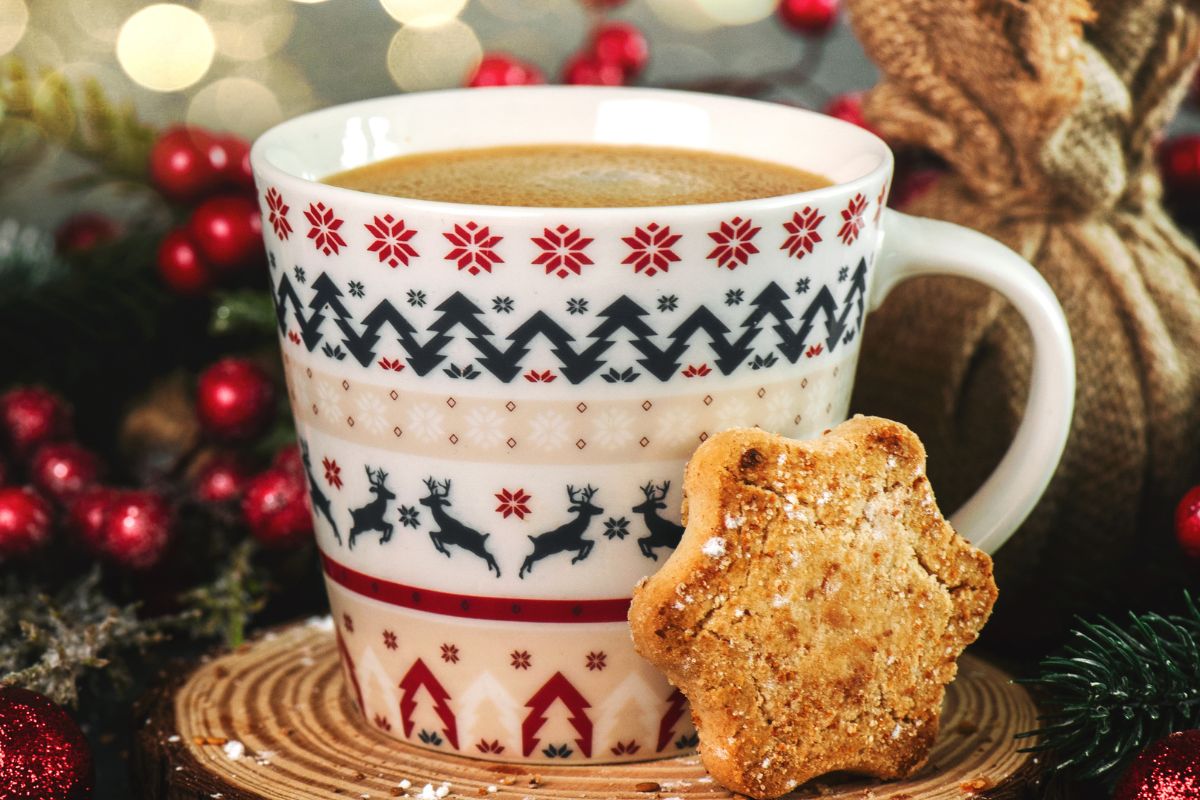 Dodaję 2 sztuki do kawy. Zyskuje świąteczny charakter, a ja mam więcej energii