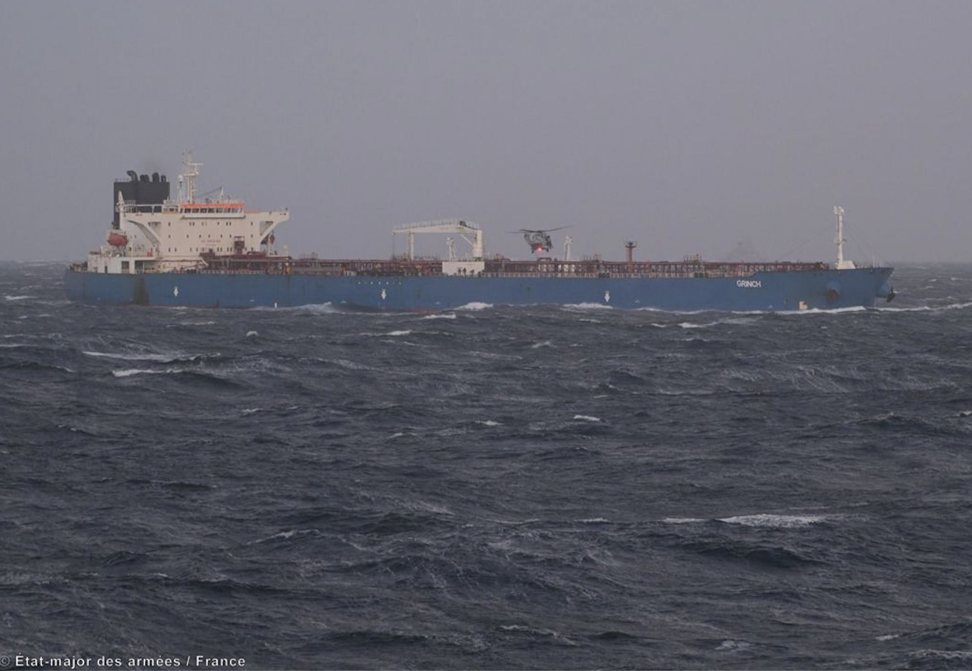 Francja zatrzymała rosyjski tankowiec. Kapitan trafił do aresztu