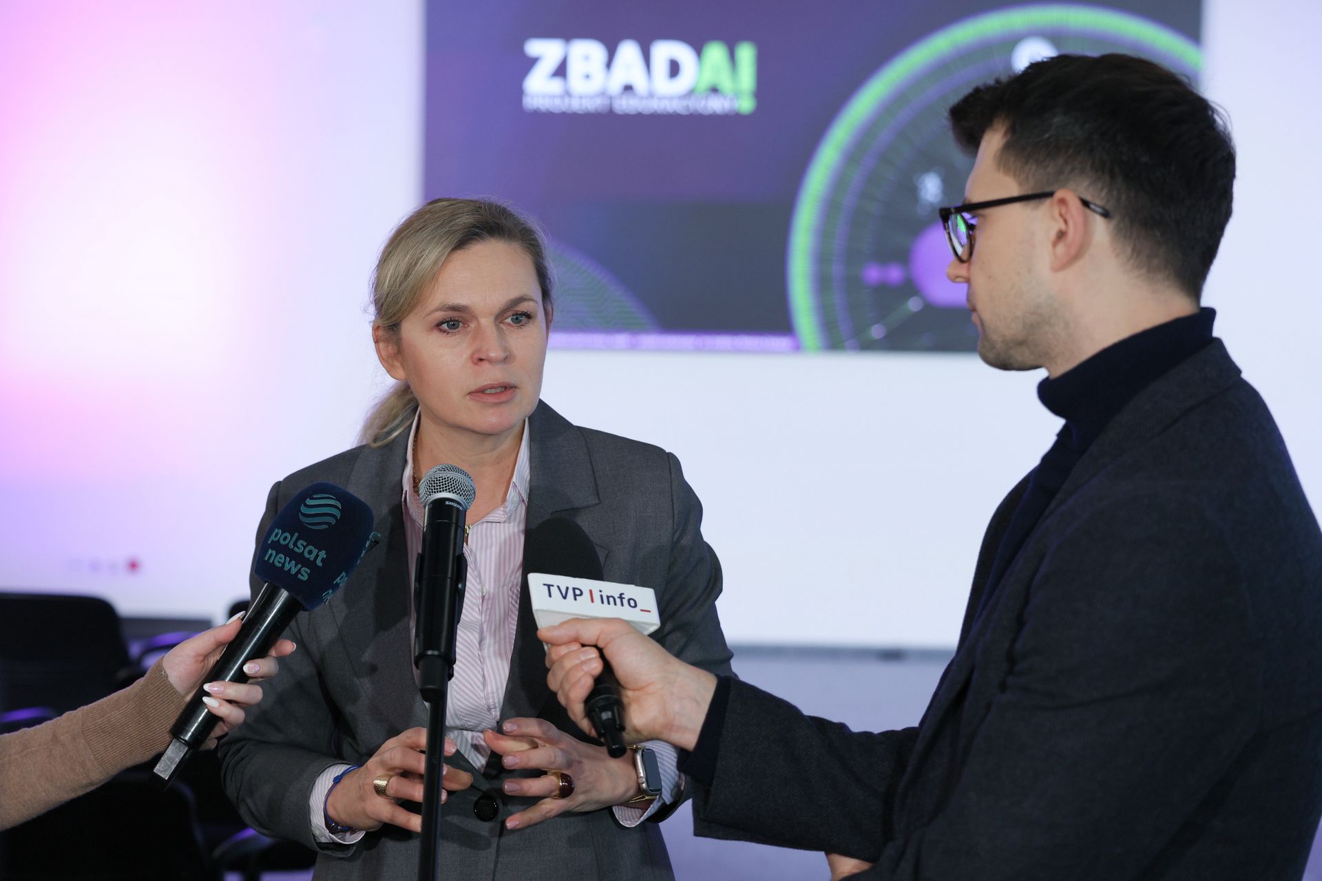 Ciało dziewczynki w Jeleniej Górze. Nowacka: niewyobrażalny dramat