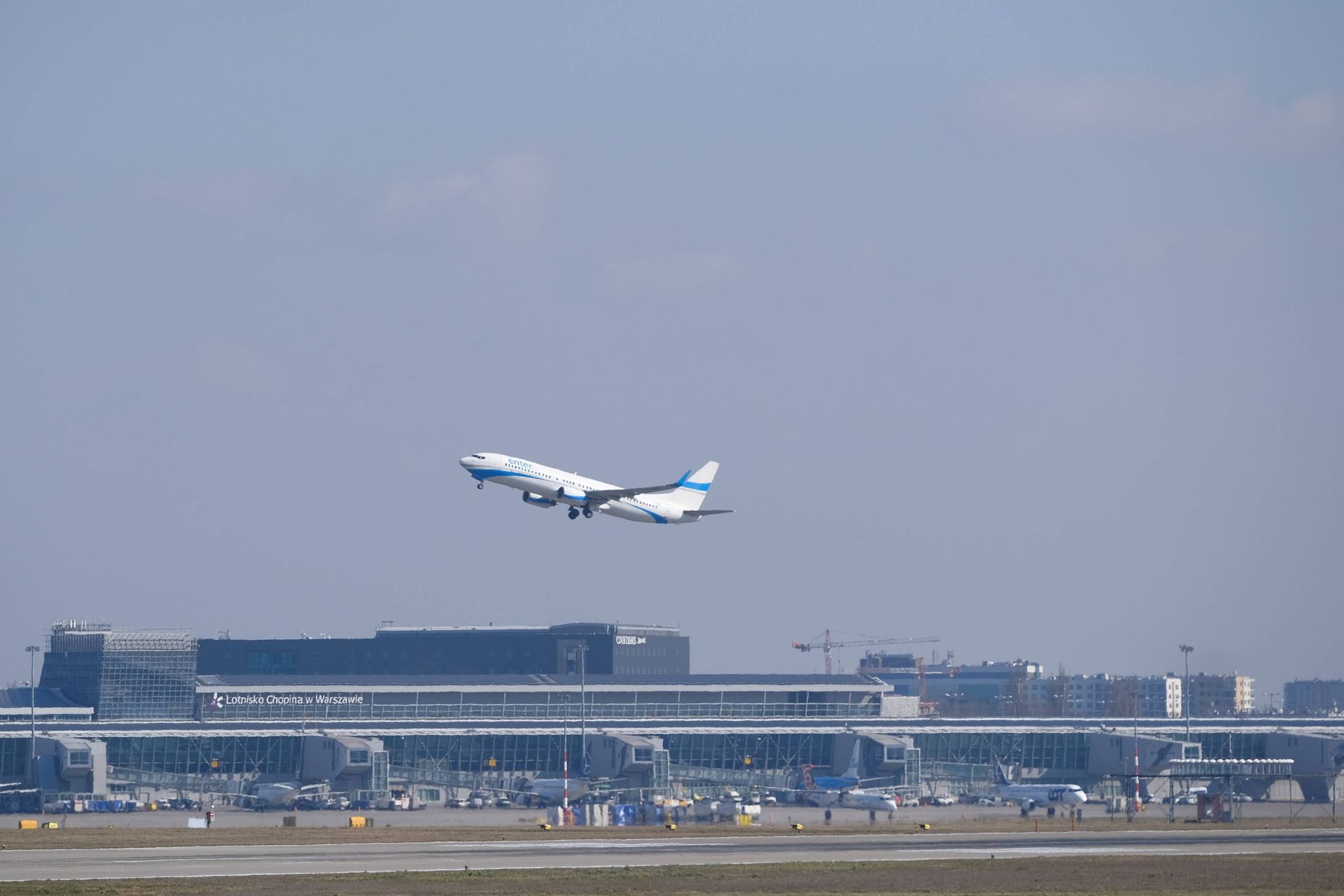 Samolot z Warszawy do Egiptu zawrócony. Ląduje w Katowicach