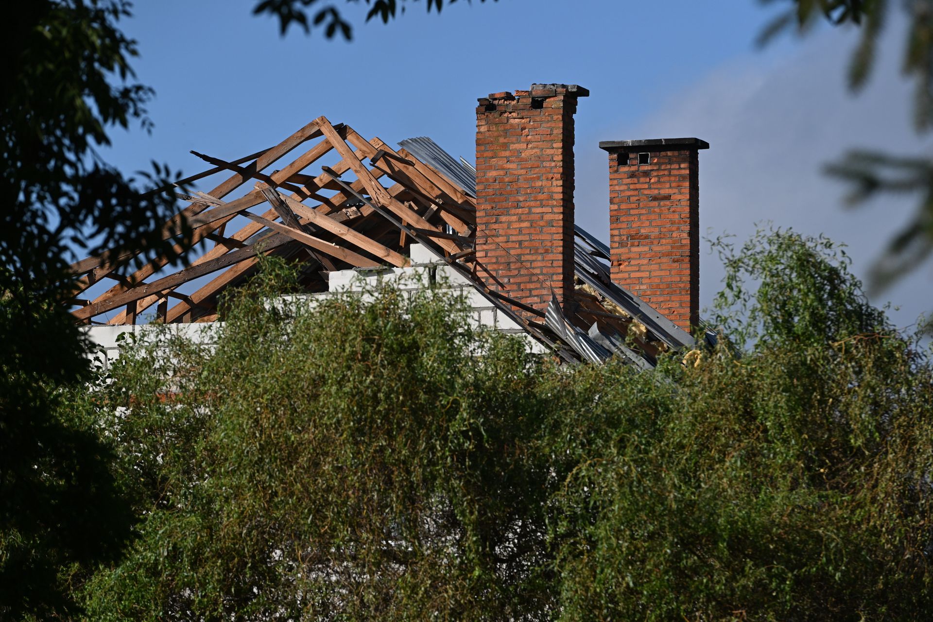 Wsparcie dla rodziny z Wyryk po ataku dronów. Radni zadecydowali