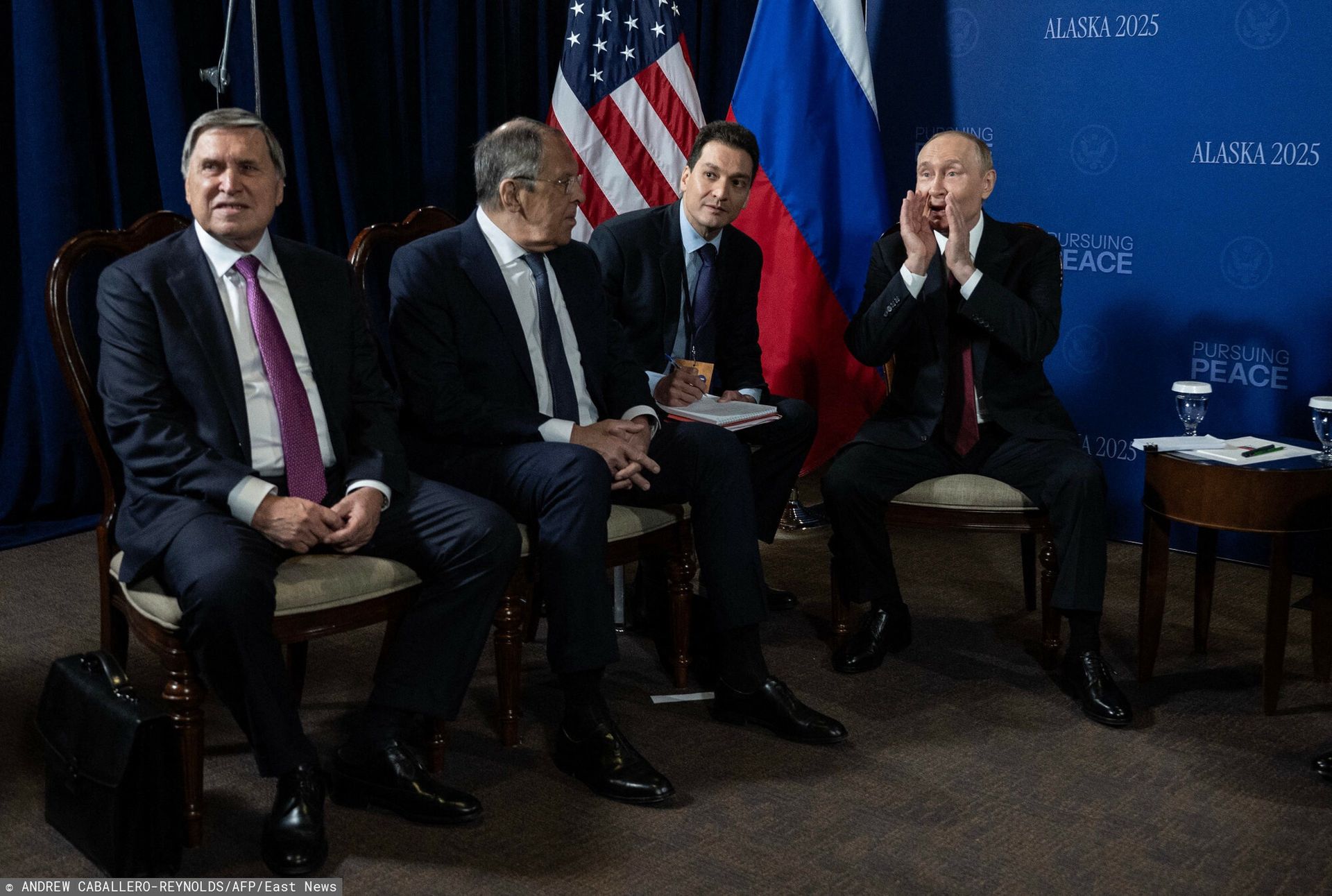 Tak Putin na Alasce żartował ze stroju Ławrowa. Pokazali nagranie