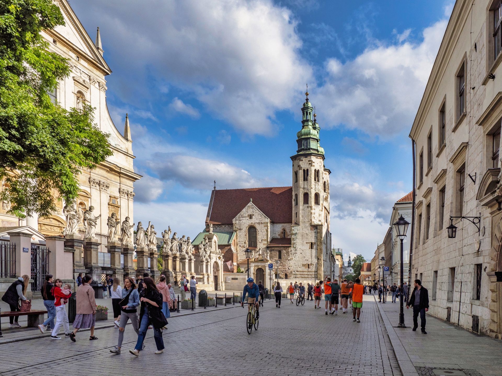 Kraków wyjdzie "na dwór". Zakład o frekwencję rozstrzygnięty