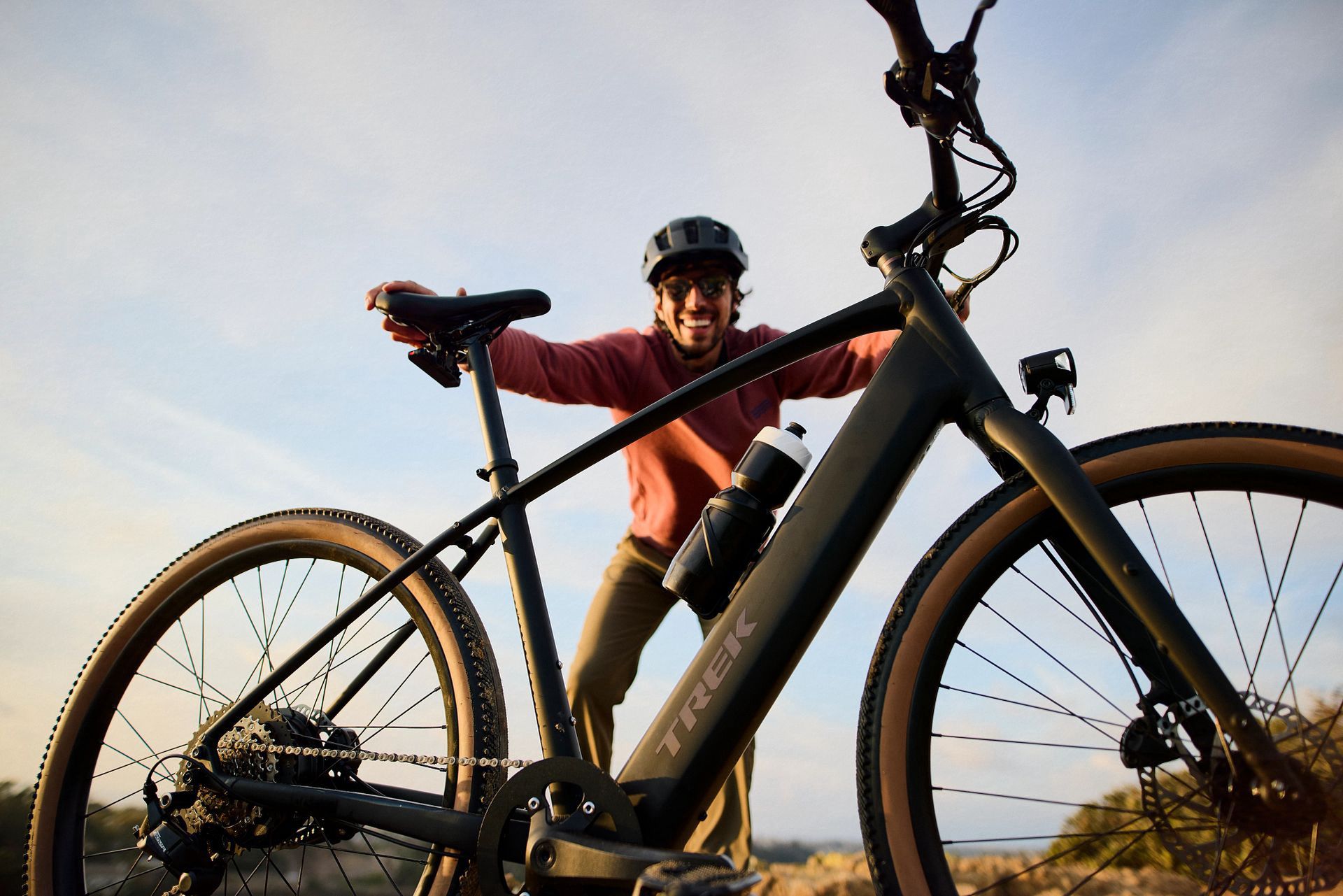 Jaki rower elektryczny kupić? Jak wybrać e-bike dopasowany do Twoich potrzeb